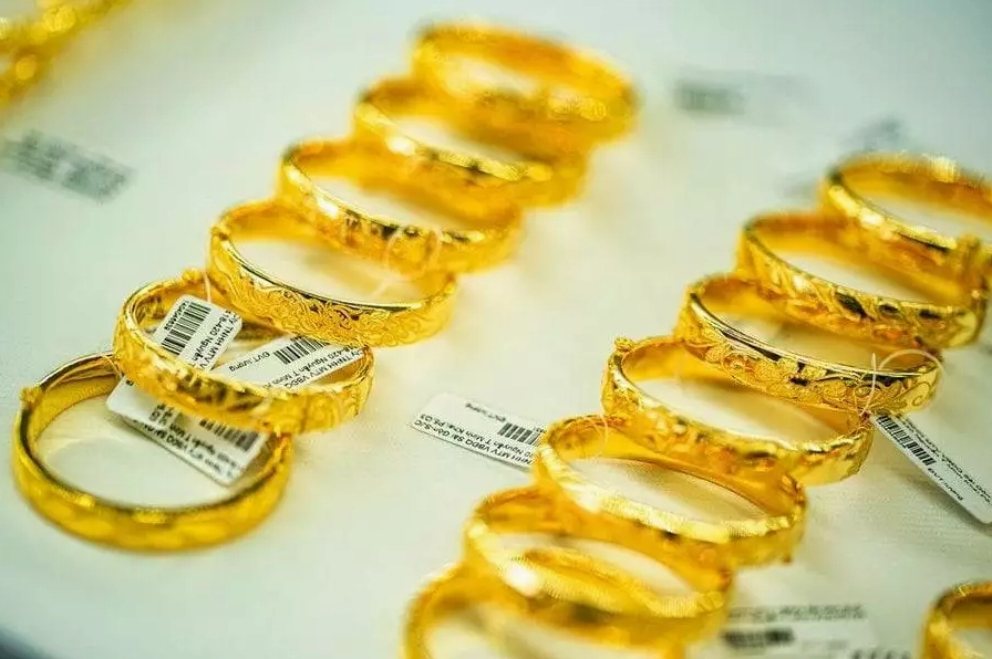 So sánh giá các loại vàng