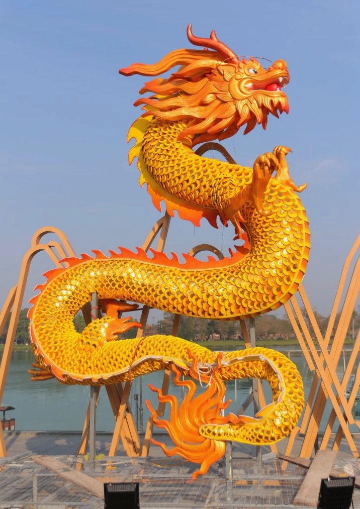 Rồng Vàng Huế: Biểu Tượng May Mắn và Di Sản Văn Hóa Tượng Rồng Vàng Huế tinh xảo